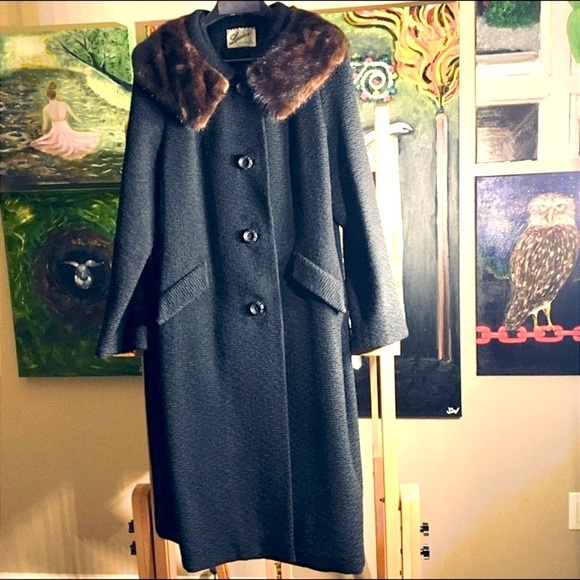 Lessie’s Wool Mink Brown Black Collared Winter Coat 1940’s 1930’s 1940s 1930s